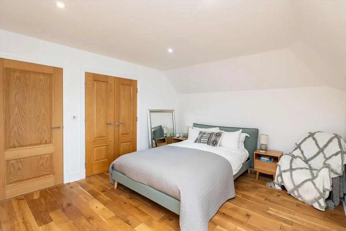 Leatherhead Road, Oxshott, KT22, photo 24