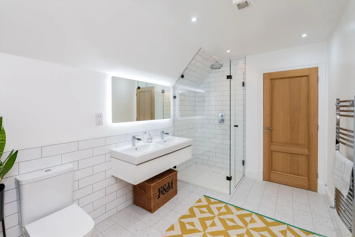 Leatherhead Road, Oxshott, KT22, photo 25