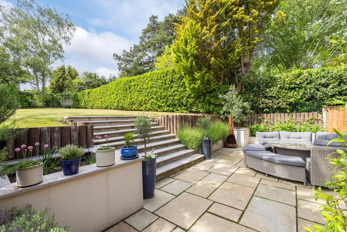 Leatherhead Road, Oxshott, KT22, photo 29