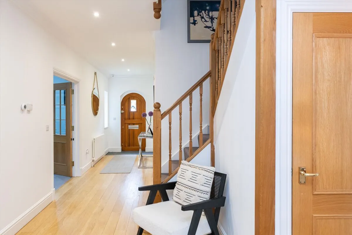 Leatherhead Road, Oxshott, KT22, photo 13