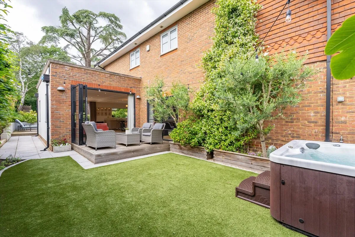 Leatherhead Road, Oxshott, KT22, photo 33