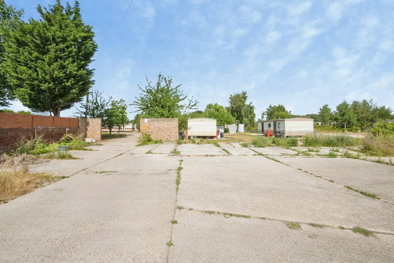 Station Road, Dunscroft, DN7, photo 6