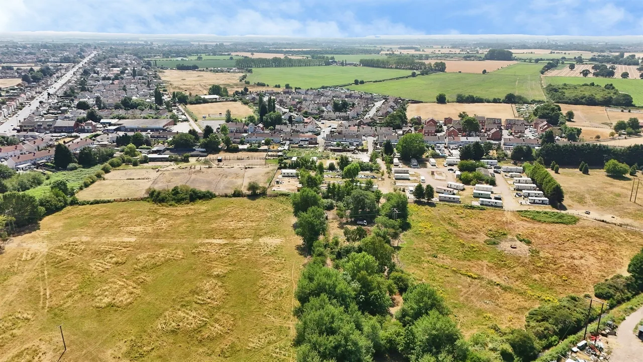 Station Road, Dunscroft, DN7, photo 17