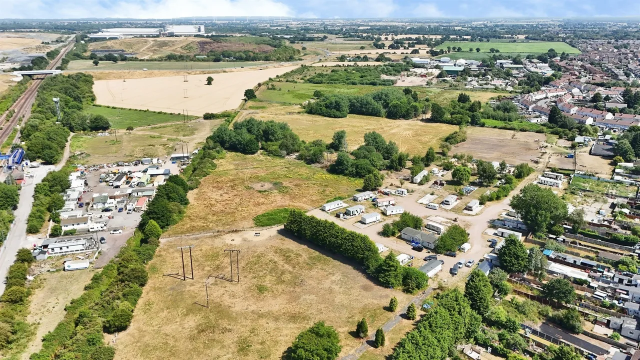Station Road, Dunscroft, DN7, photo 19