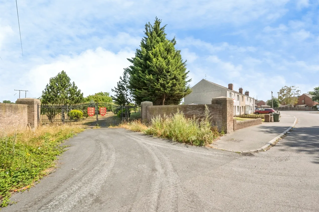 Station Road, Dunscroft, DN7, photo 4