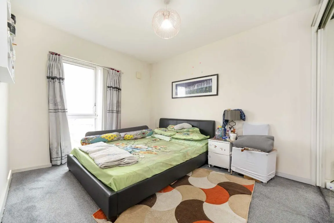 Clarence Avenue, Gants Hill, photo 6