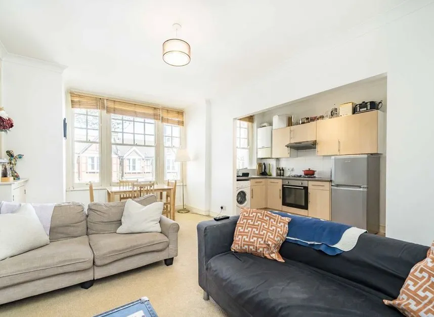 Cavendish Road, Clapham South, SW12, photo 3
