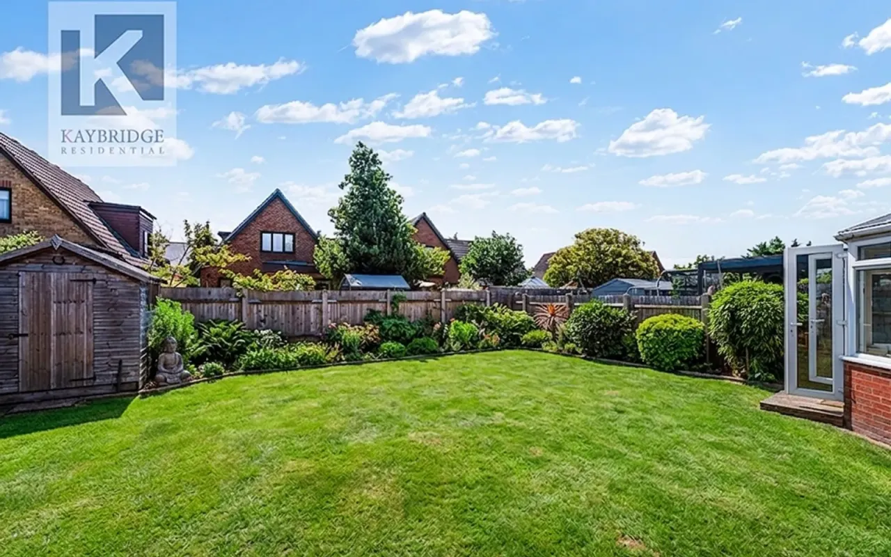 River Way, Epsom, KT19, photo 12