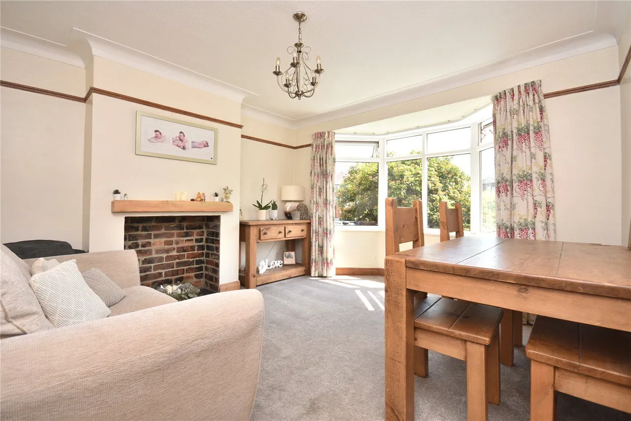 Ring Road, Crossgates, LS15, photo 4