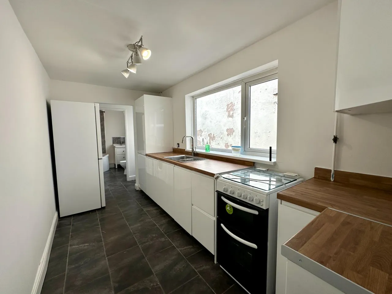 Milton Road, Fallings Park, Wolverhampton, WV10, photo 6