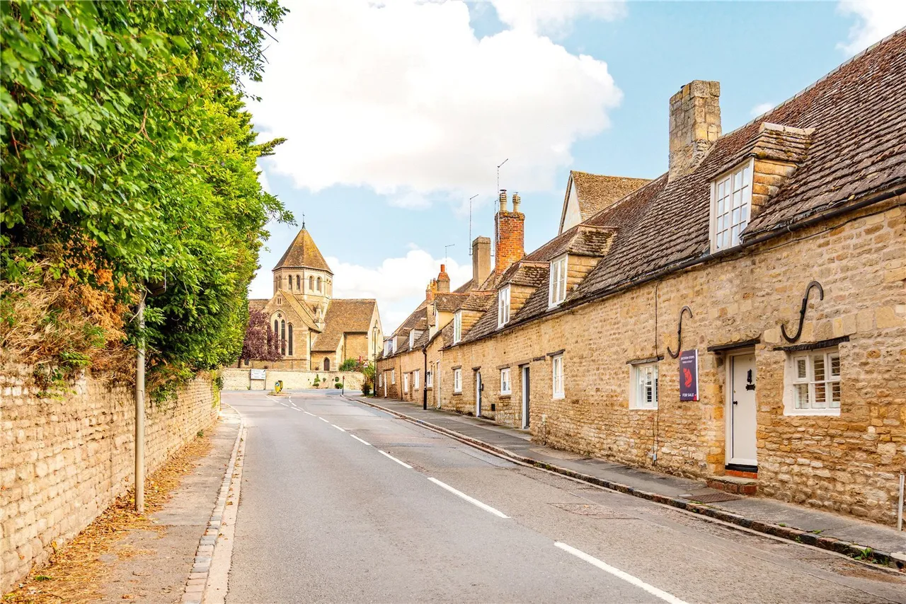Mill Road, Oundle, PE8, photo 16