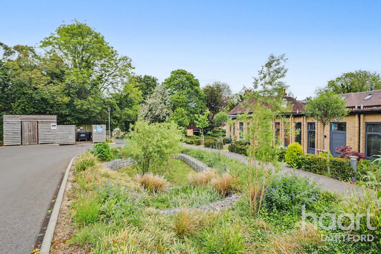North Ash Road, Longfield, DA3, photo 8