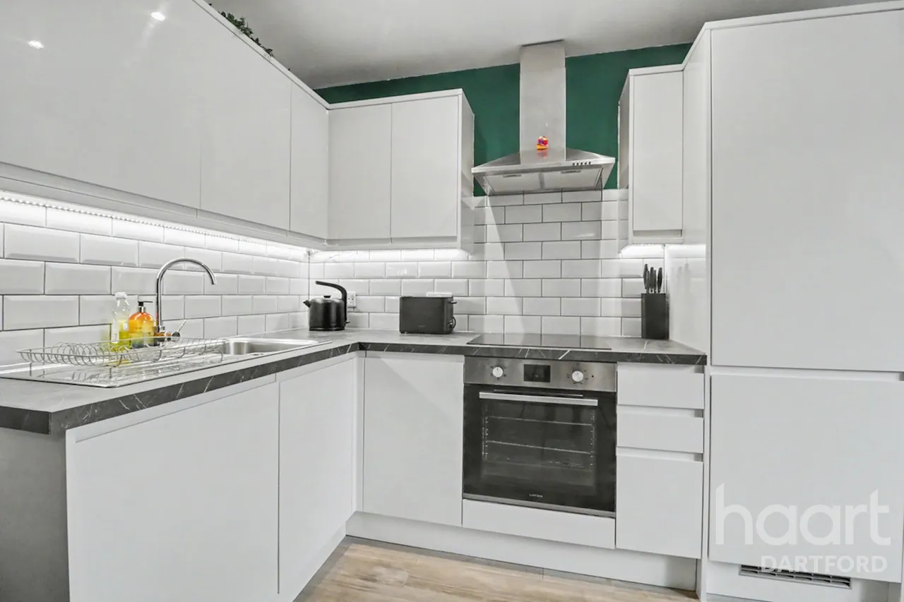 North Ash Road, Longfield, DA3, photo 4