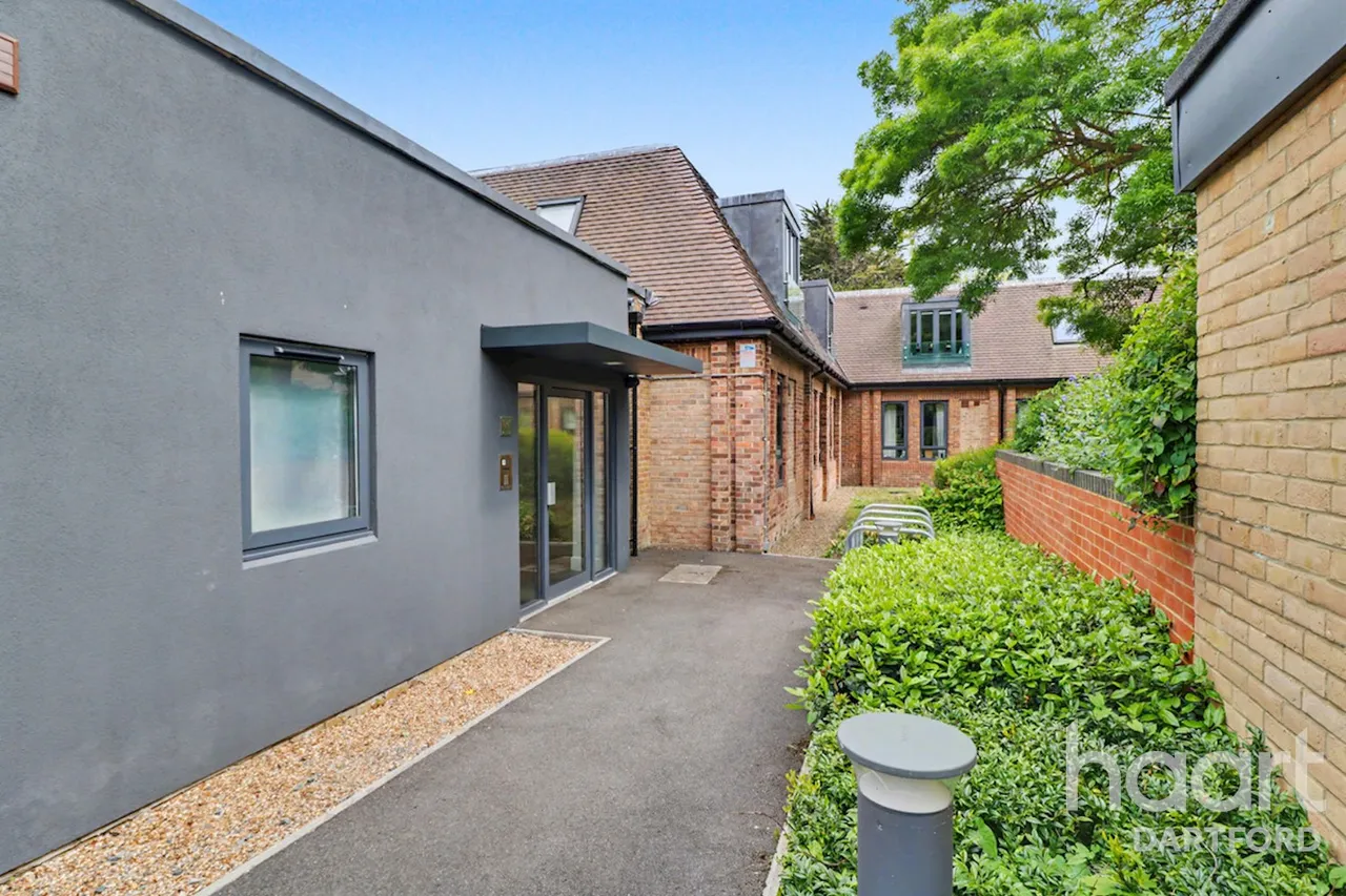 North Ash Road, Longfield, DA3, photo 12