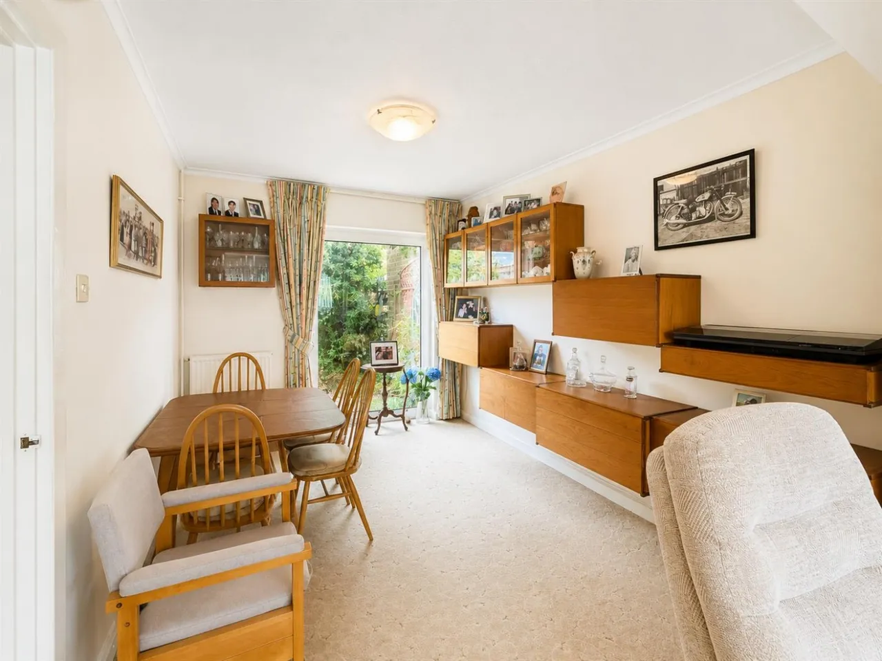 Semi-Detached For SaleBulls Bridge Road, Southall, UB2, photo 5