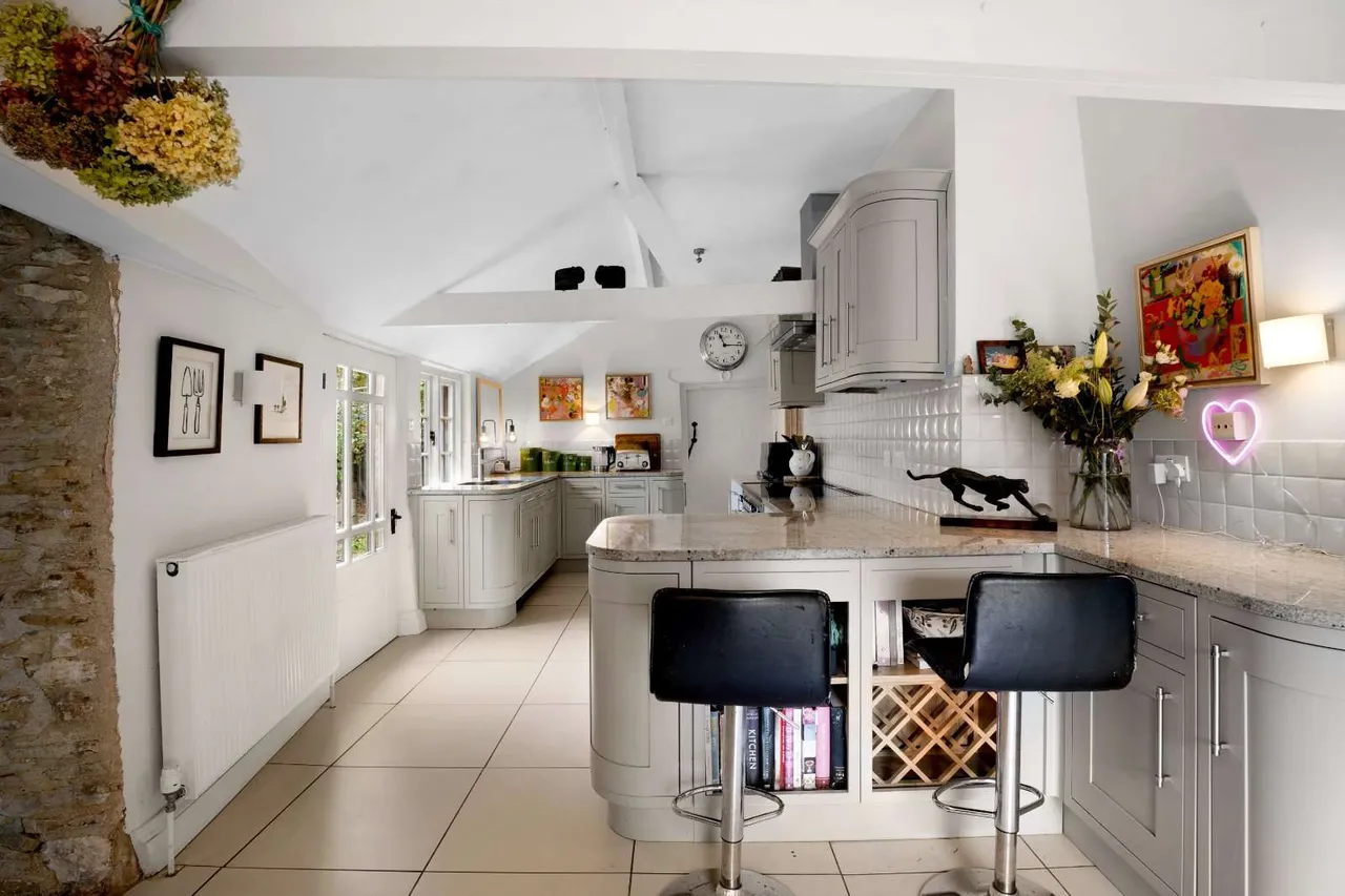 Grafton, Bampton, OX18, photo 9