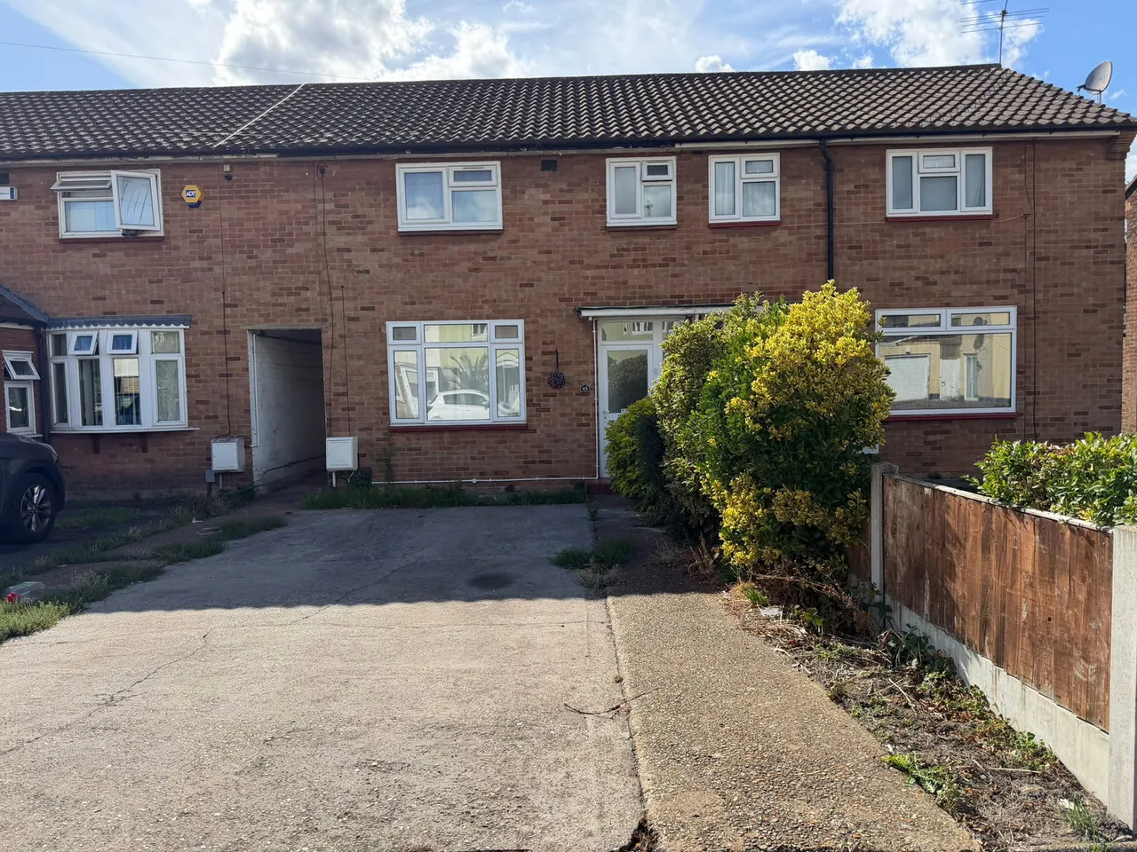 Calverley Crescent, Dagenham, RM10, photo 26