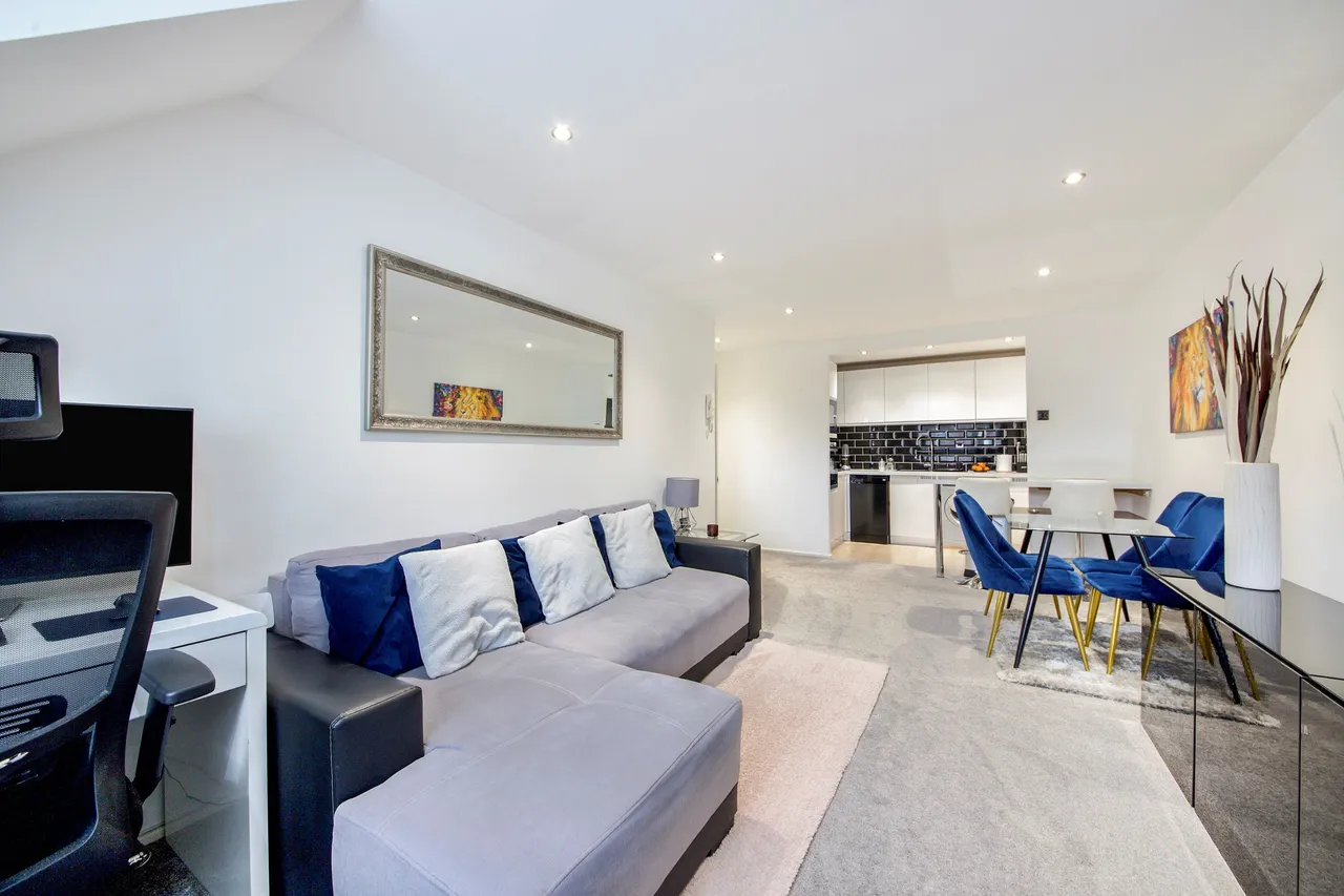 21 Marnham Court, 665 Harrow Road, Wembley, photo 9