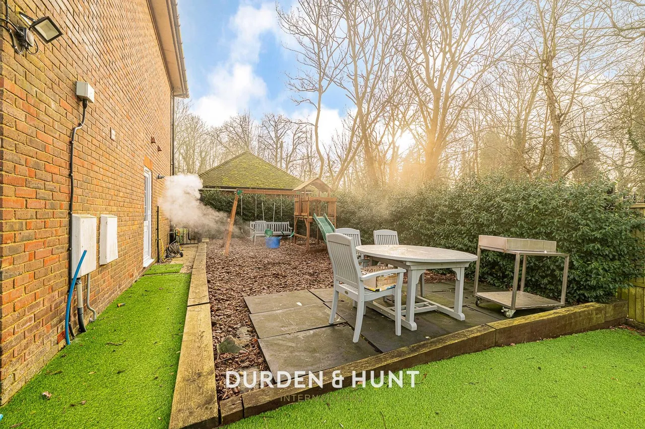 Regents Drive, Woodford Green, IG8, photo 37