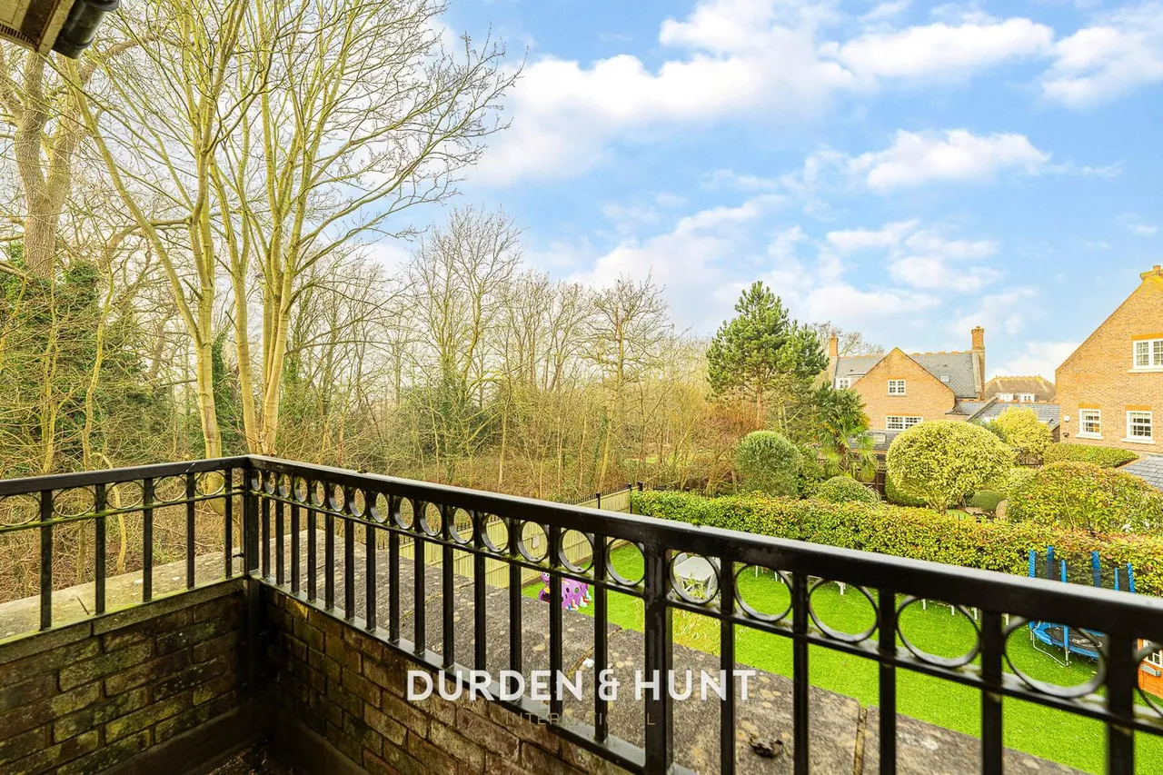 Regents Drive, Woodford Green, IG8, photo 18