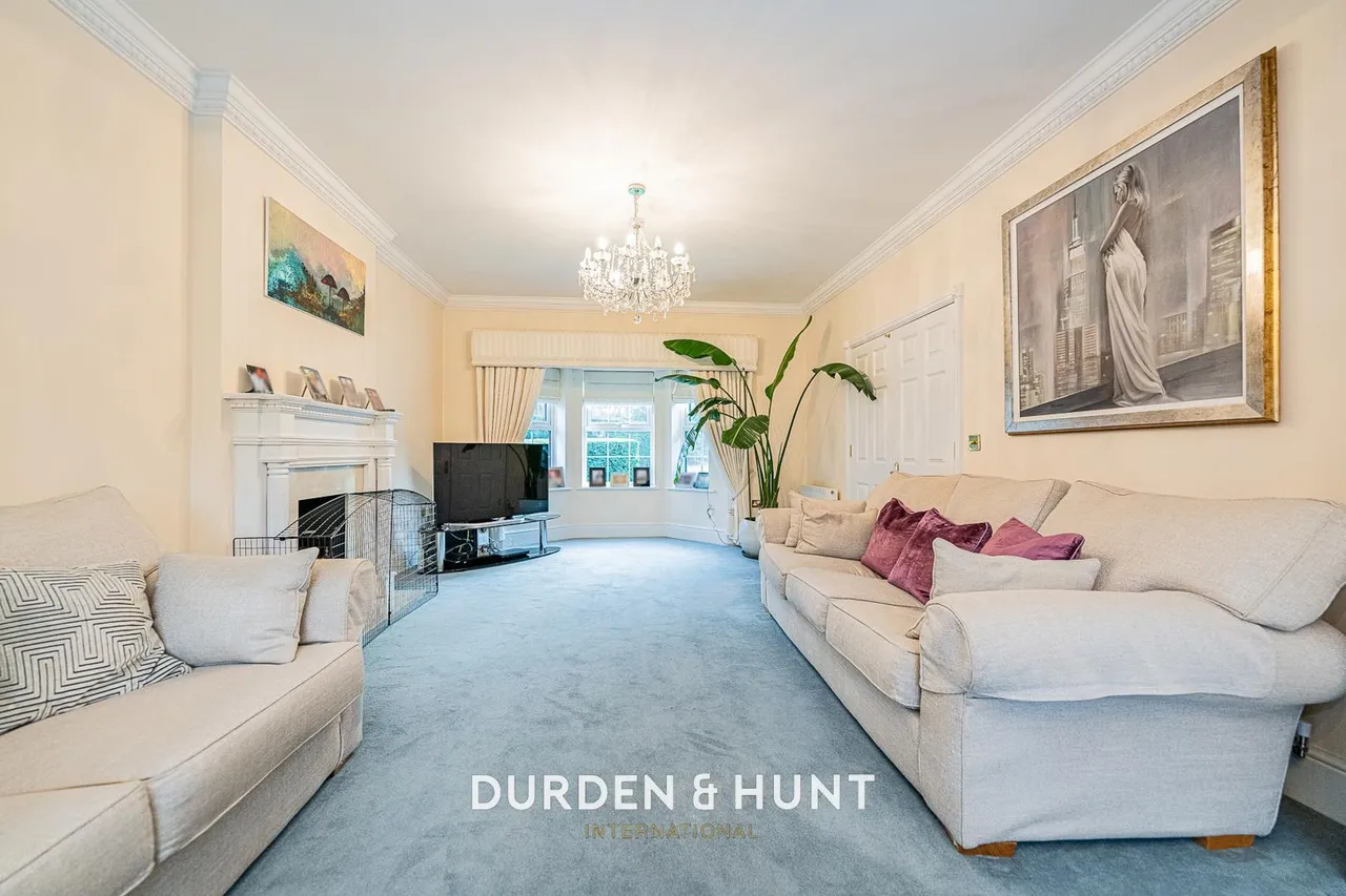 Regents Drive, Woodford Green, IG8, photo 4
