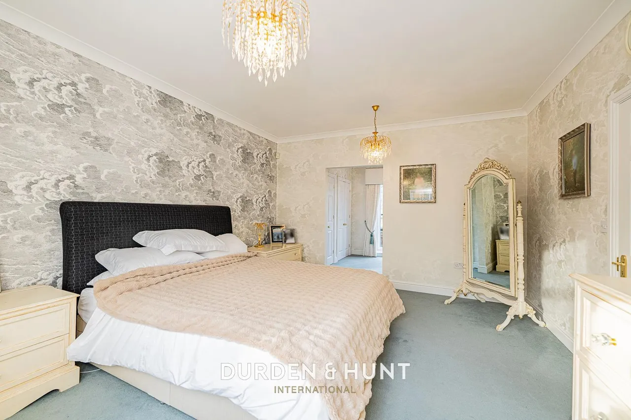 Regents Drive, Woodford Green, IG8, photo 15