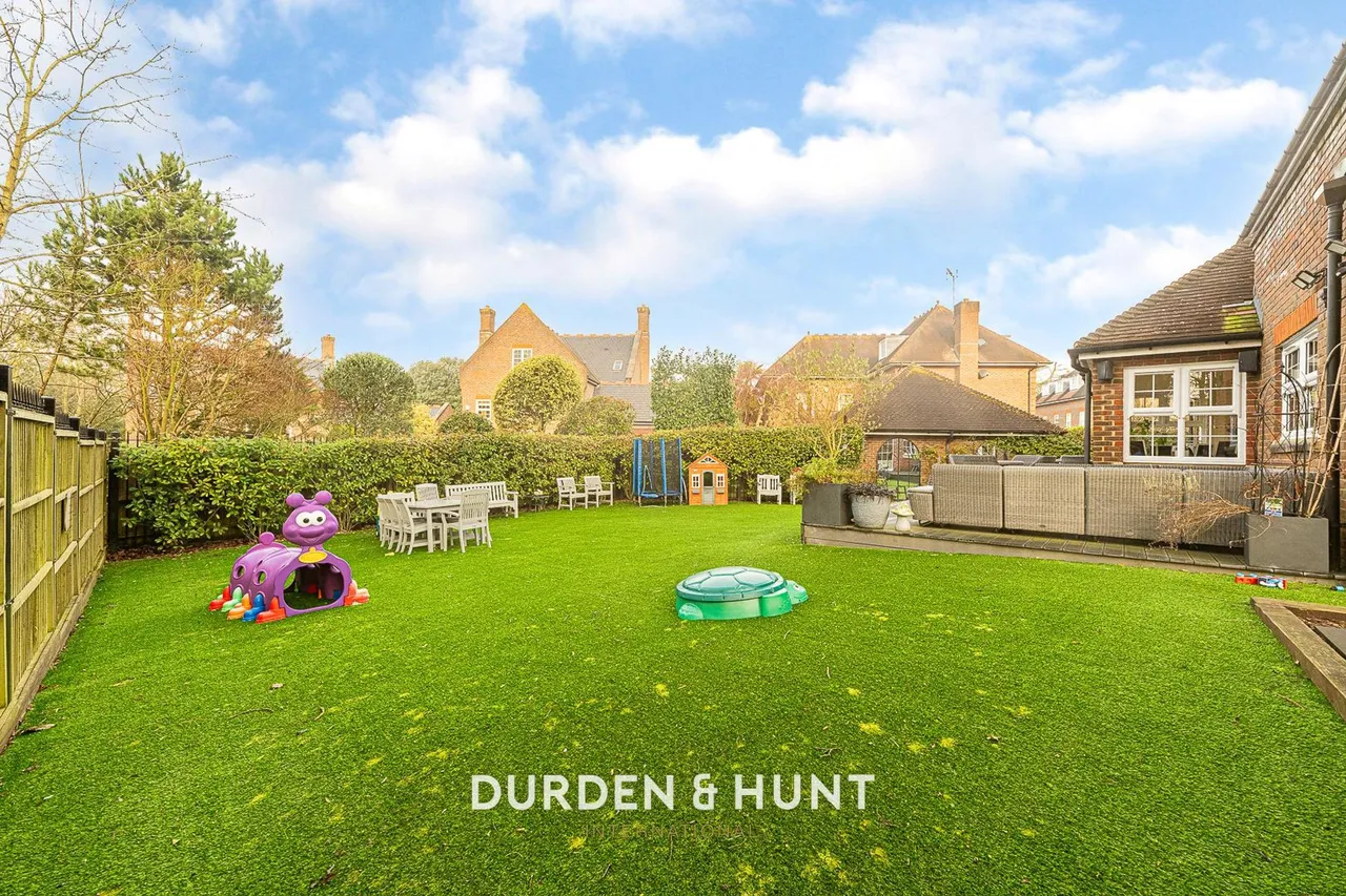 Regents Drive, Woodford Green, IG8, photo 34