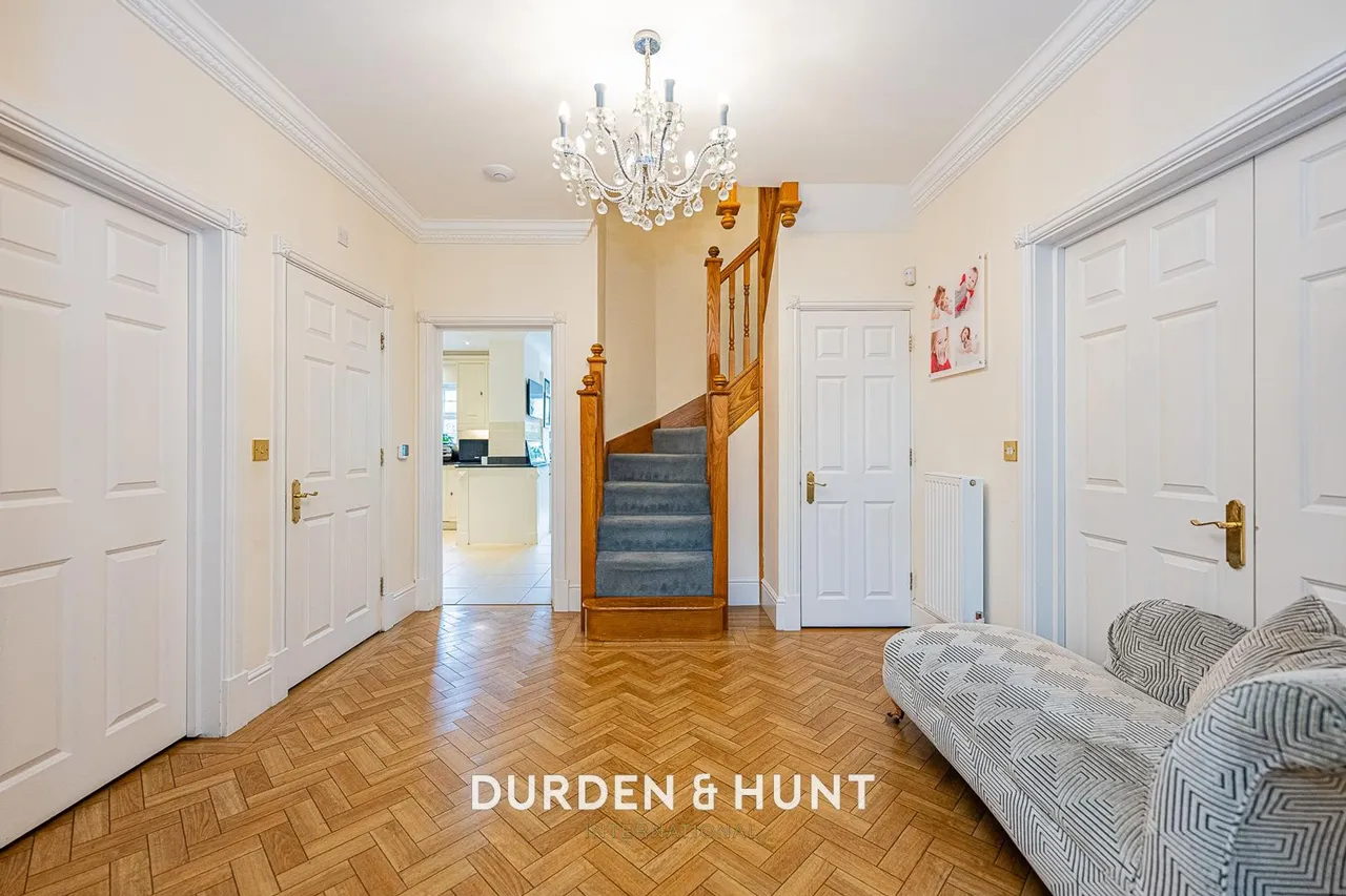 Regents Drive, Woodford Green, IG8, photo 12