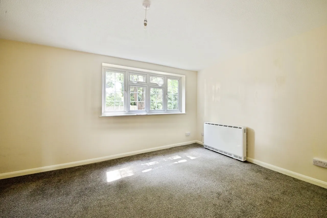 Barkwood Close, Romford, RM7, photo 9