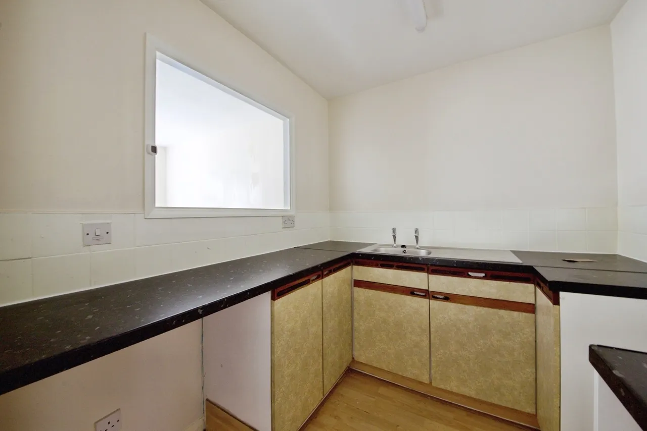 Barkwood Close, Romford, RM7, photo 4
