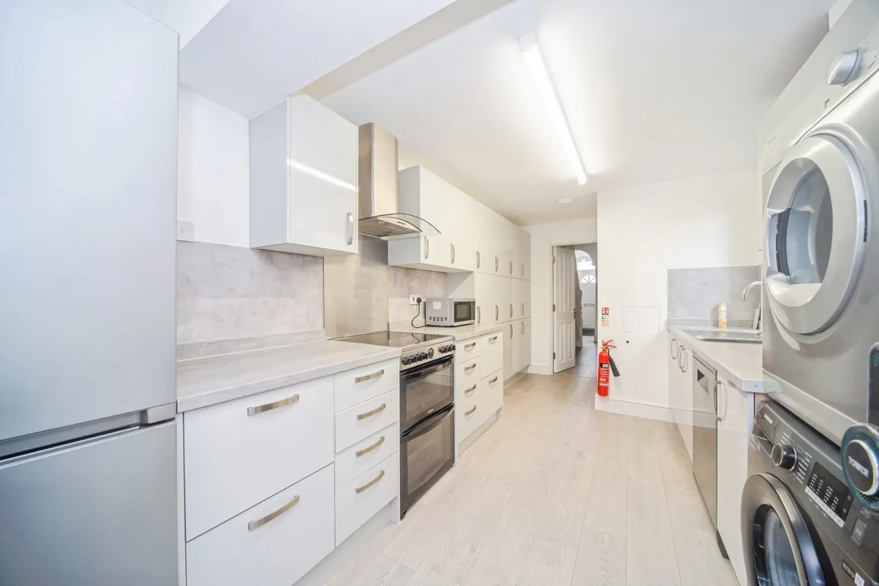 Thackeray Road, Portswood, SO17, photo 3