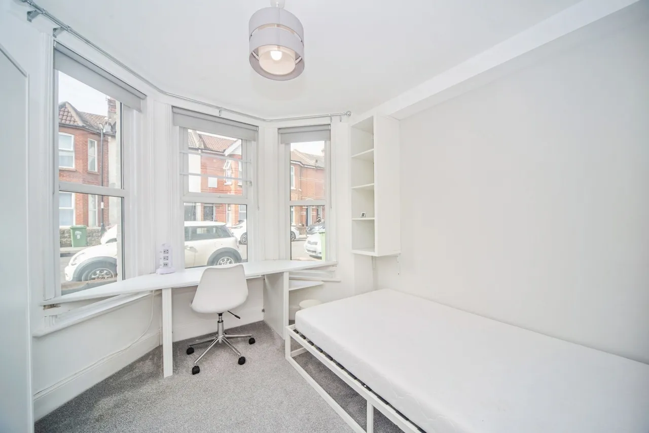 Thackeray Road, Portswood, SO17, photo 12