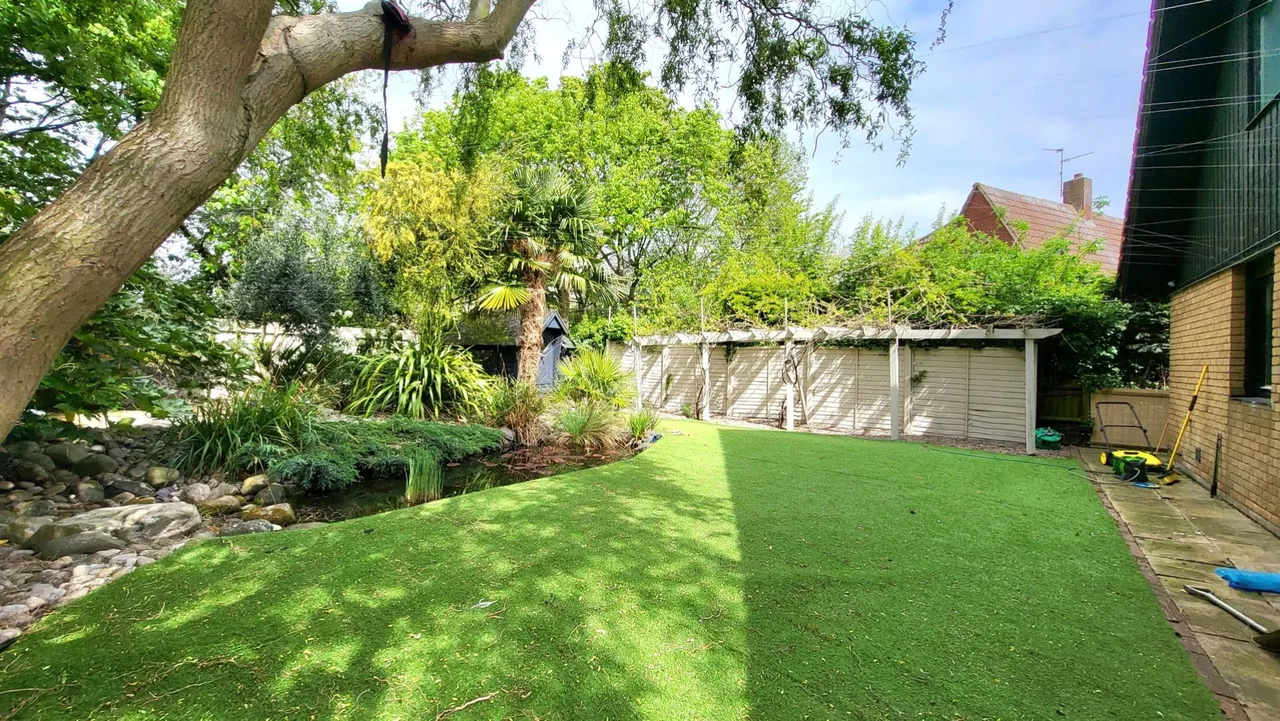 The Green, Werrington, Peterborough, PE4, photo 31