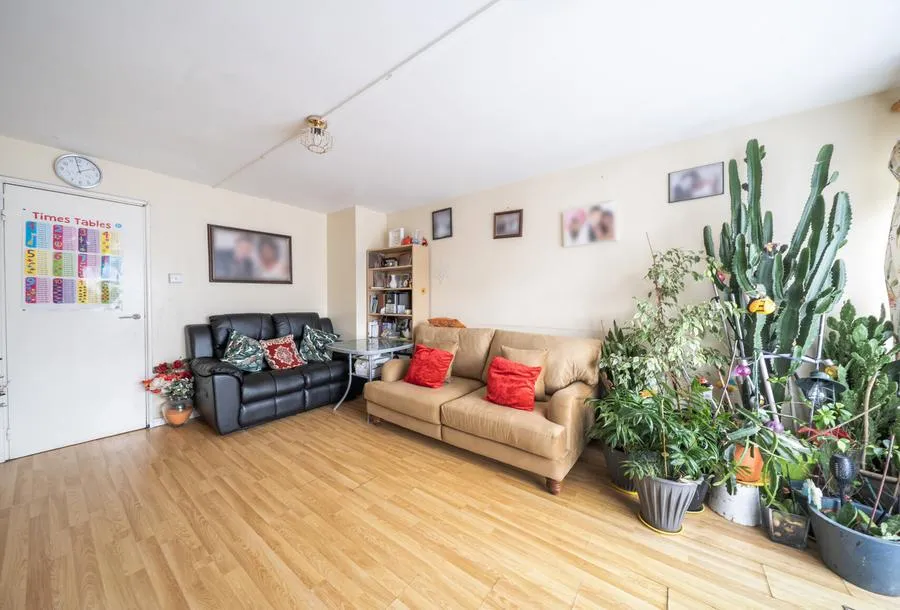 Illingworth Close, Mitcham, CR4, photo 14