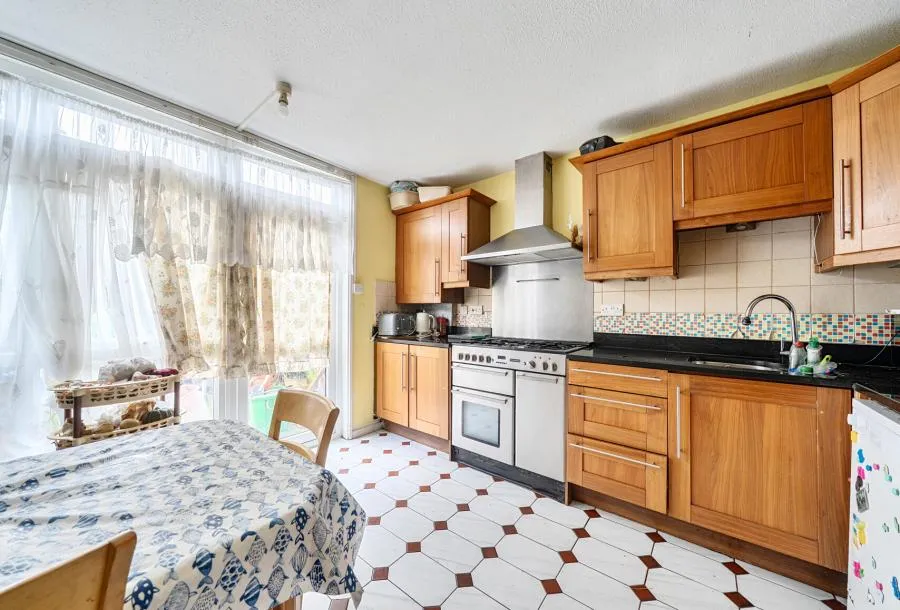 Illingworth Close, Mitcham, CR4, photo 4