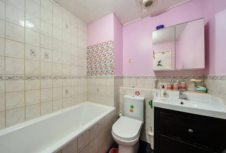 Illingworth Close, Mitcham, CR4, photo 6