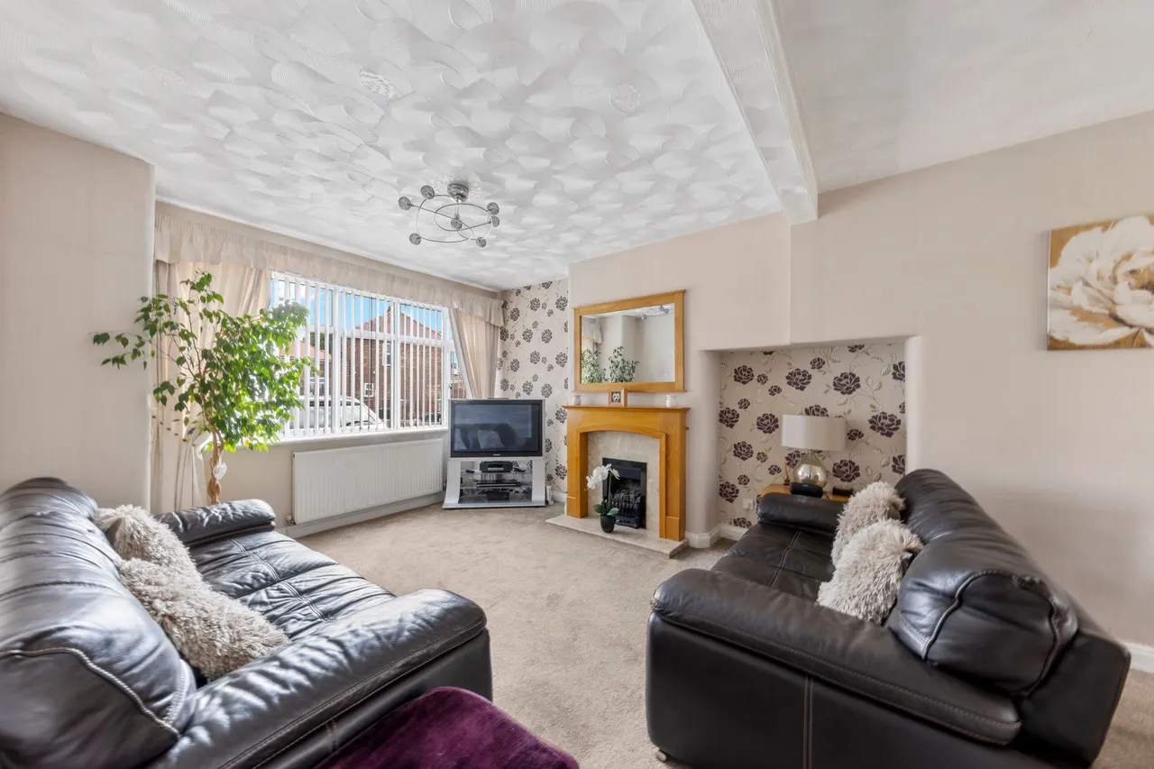 Smith Crescent, Warrington, Warrington, WA2 8EN, photo 2