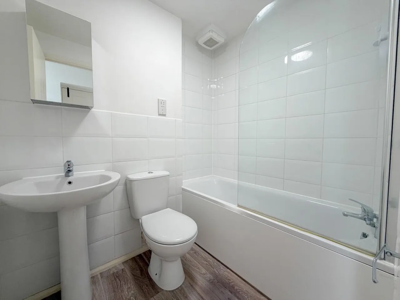 The Springs Tamworth Road, Hertford, Herts SG13 7DR, photo 5