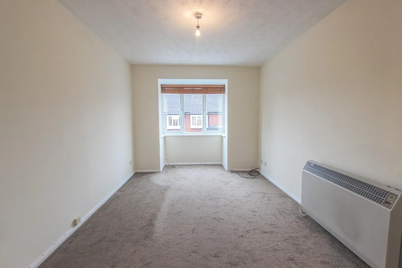 The Springs Tamworth Road, Hertford, Herts SG13 7DR, photo 3