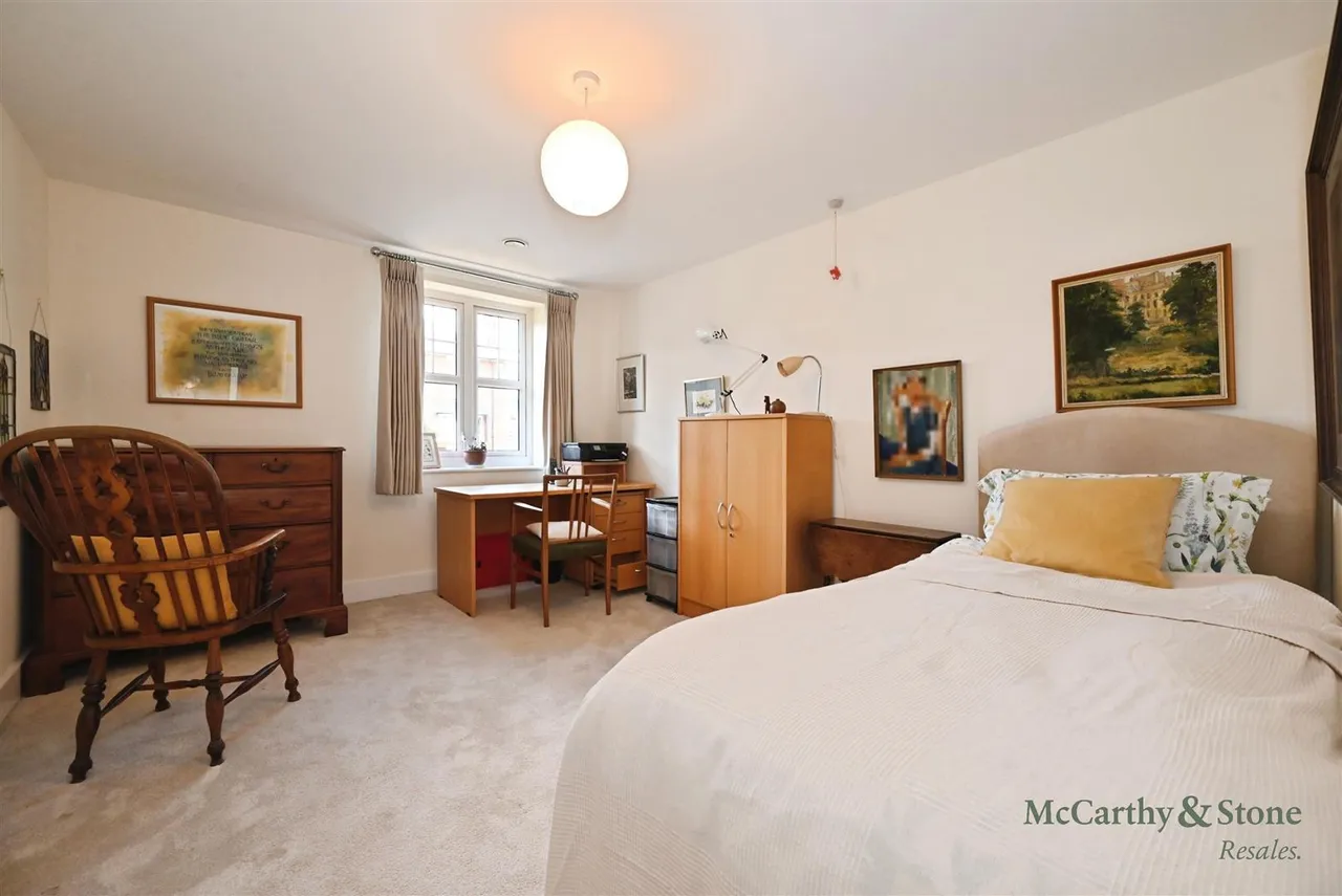 St. Lukes Road, Maidenhead, SL6, photo 6