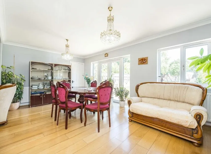 Christian Fields, Streatham, SW16, photo 5