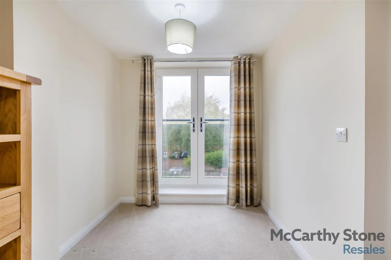 Burlington Gardens, Leyland, PR25, photo 5