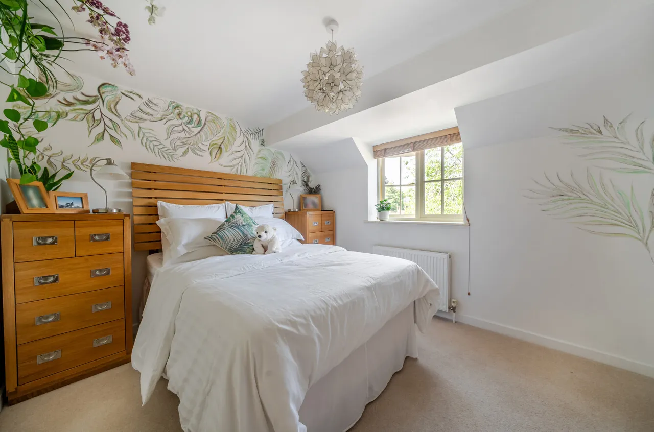 Farriers Close, Preston Candover, RG25, photo 5