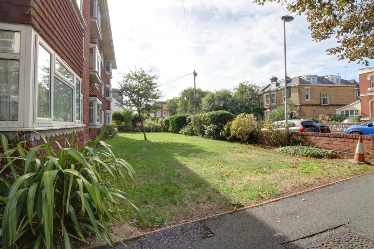 Byron Road, Worthing, BN11, photo 9