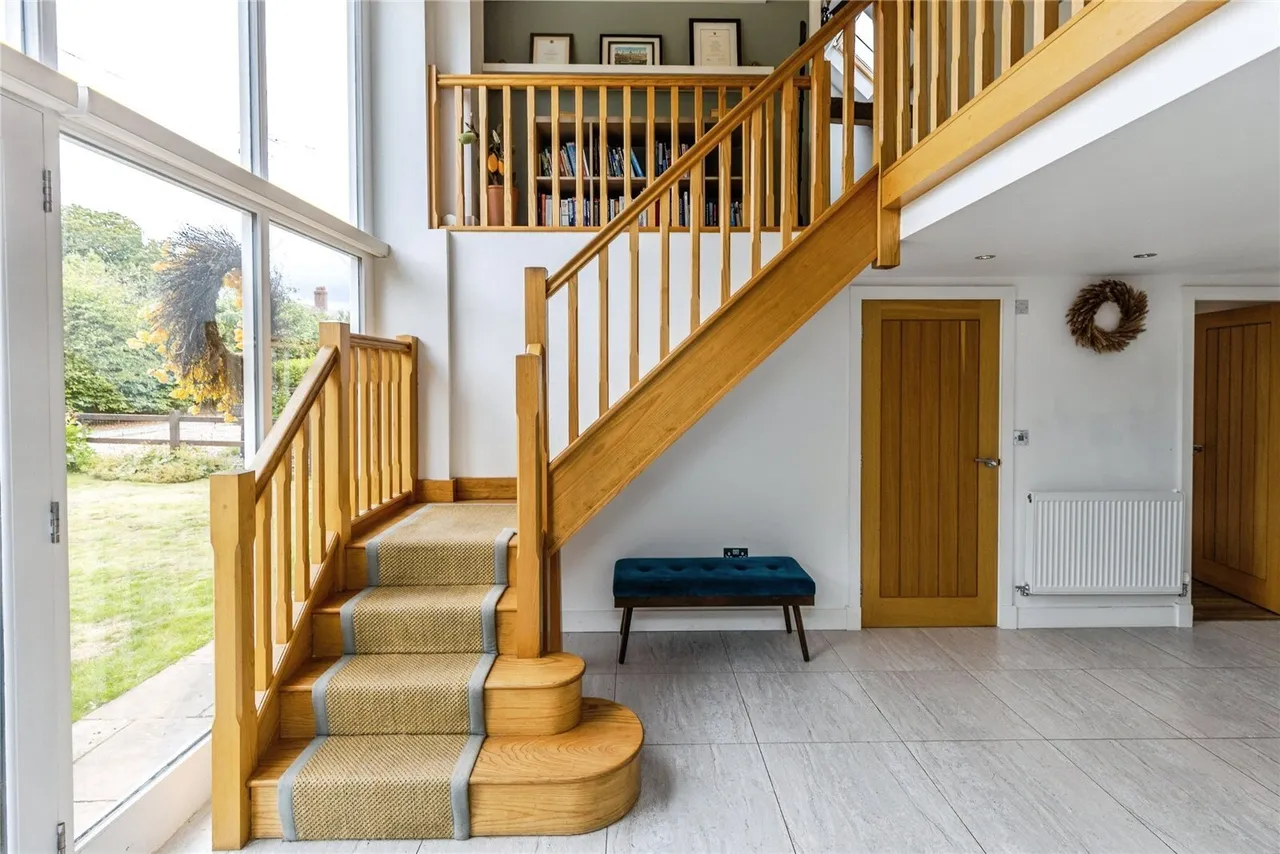 Wrexham Road, Holt, LL13, photo 30