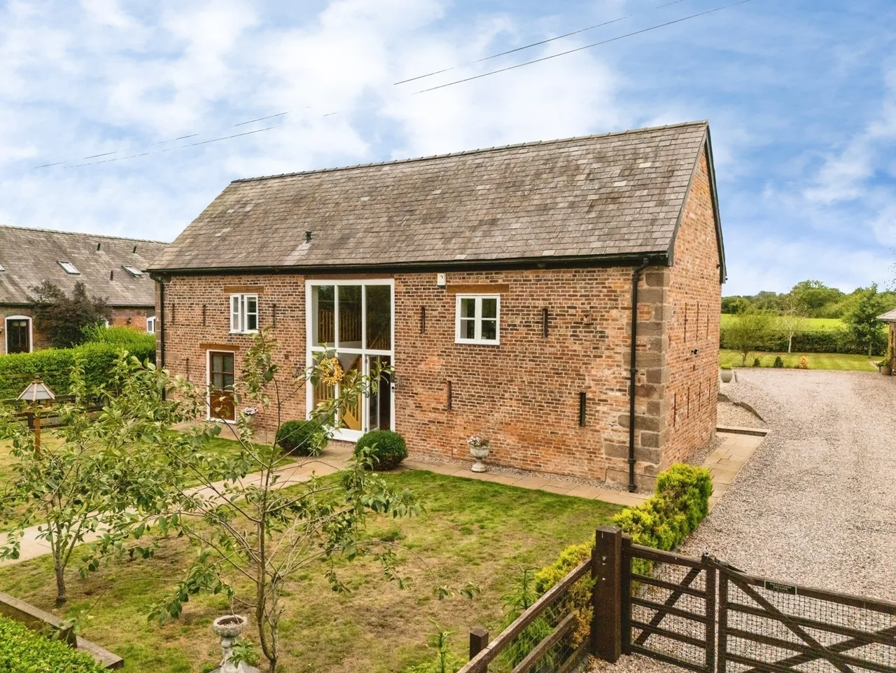 Wrexham Road, Holt, LL13, photo 35