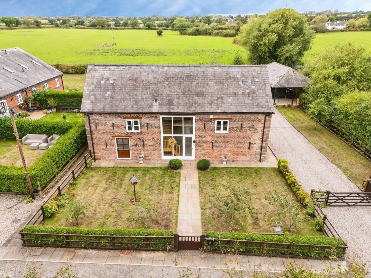 Wrexham Road, Holt, LL13, photo 36