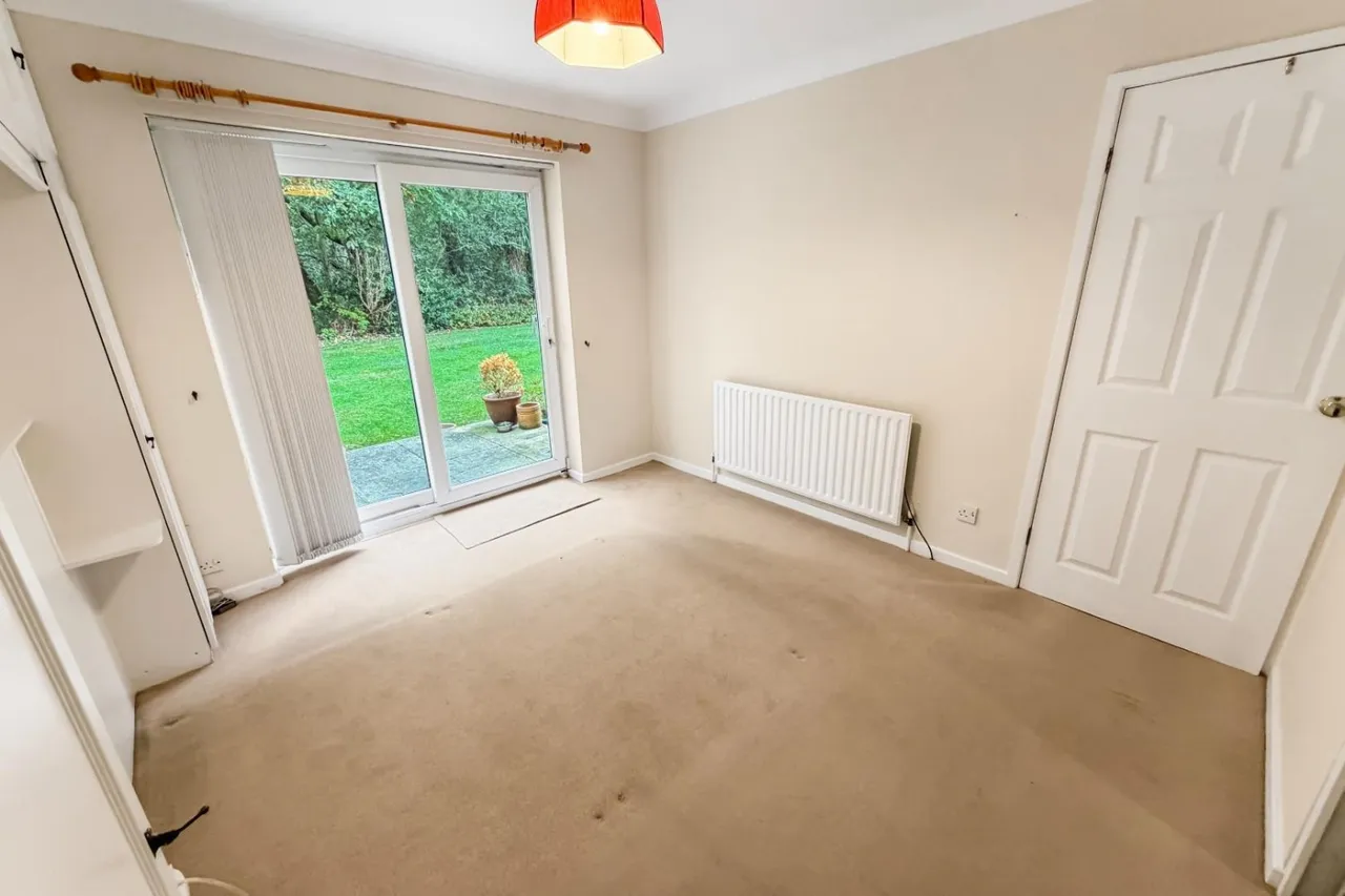Oakdene Drive, Alwoodley, LS17, photo 9