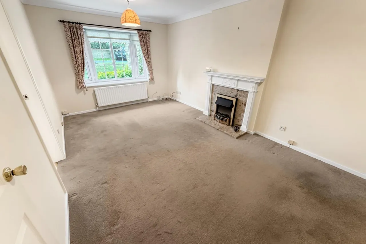 Oakdene Drive, Alwoodley, LS17, photo 8