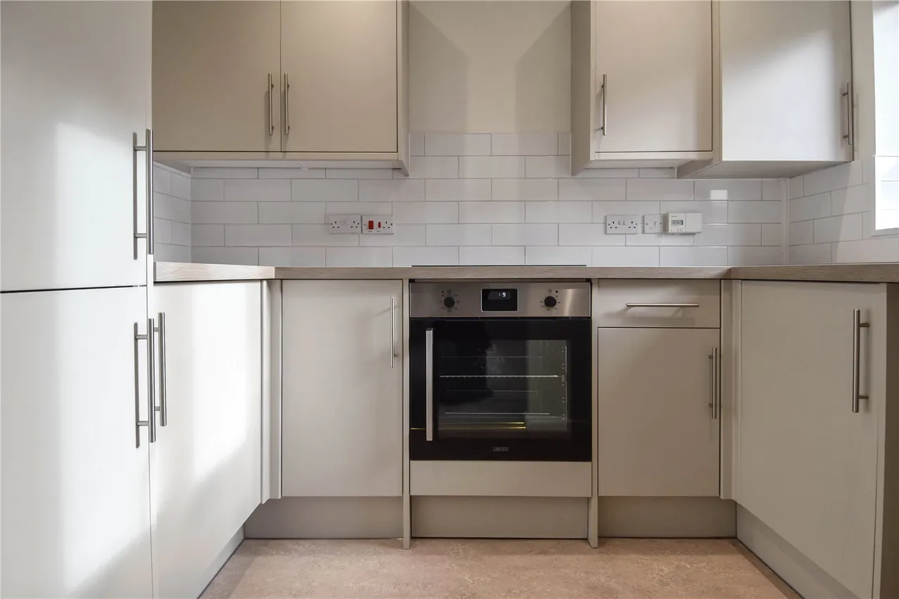Cygnet Close, Alvechurch, Birmingham, Worcestershire, B48 7PX, photo 6